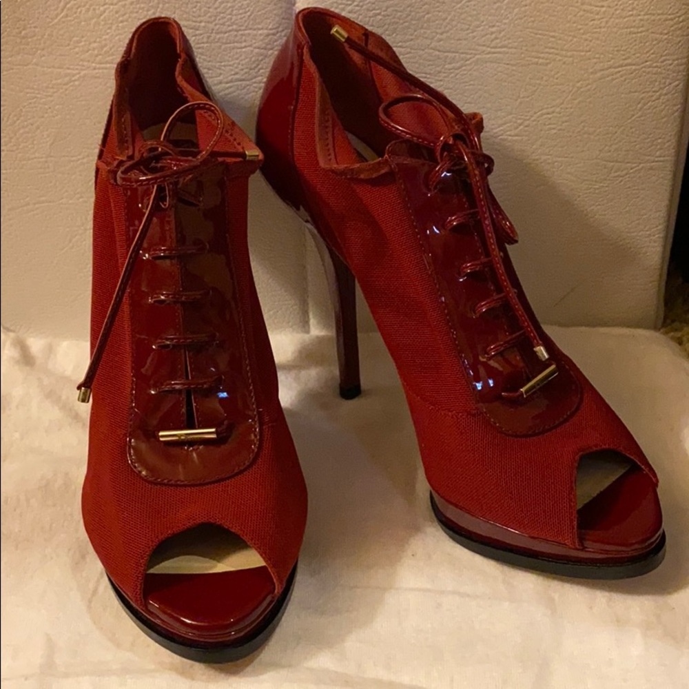 LIKE NEW DIOR SHOES
